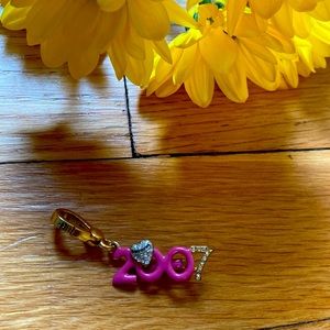 Beautiful juicy couture sunglasses charm 2007 retired pre owned 😍